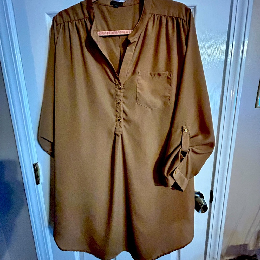 VGUC Khaki Blouse by Zenobia 2X